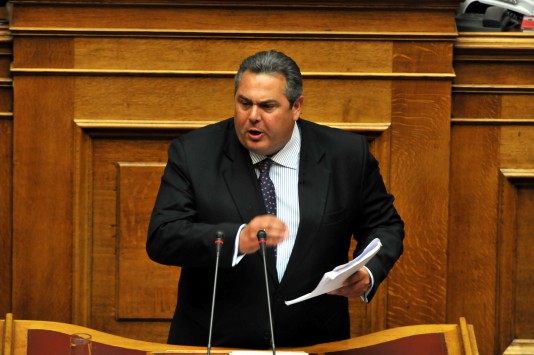 Επεισόδιο Καμμένου με δημοσιογράφο – Παρέδωσε μαθήματα δημοσιογραφίας – Video