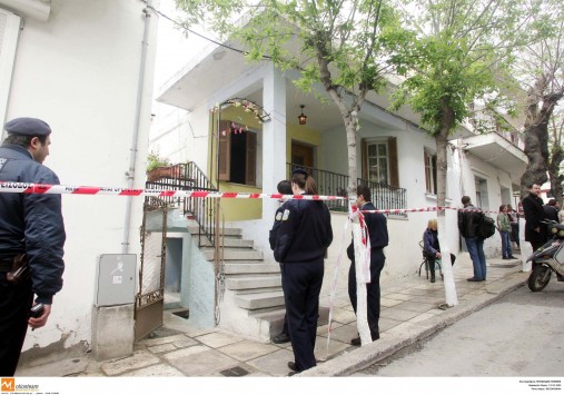Αχαϊα: Την περιέλουσε με βενζίνη και της έβαλε φωτιά την ώρα που έπλενε το αυτοκίνητο – Τα λόγια της γυναίκας και η απίθανη εξέλιξη της υπόθεσης!