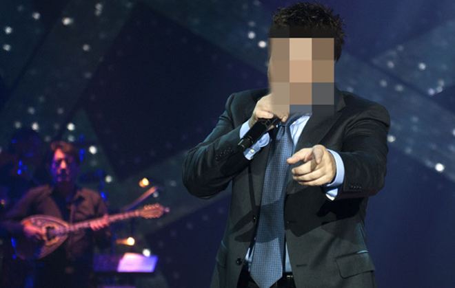 Γνωστός λαϊκός τραγουδιστής:«Μου έλεγαν να κρύψω τον γάμο μου και να μου κάνουν σκάνδαλο»