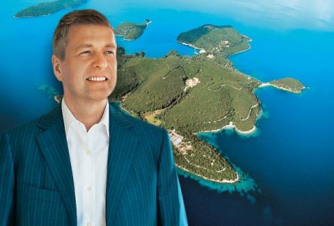 Σε ΣΥΓΚΡΟΥΣΗ ο ιδιοκτήτης του Σκορπιού Ριμπολόβλεφ με τους ψαράδες!!!! ΤΟΥΣ ΕΔΙΩΞΕ από την περιοχή!!!