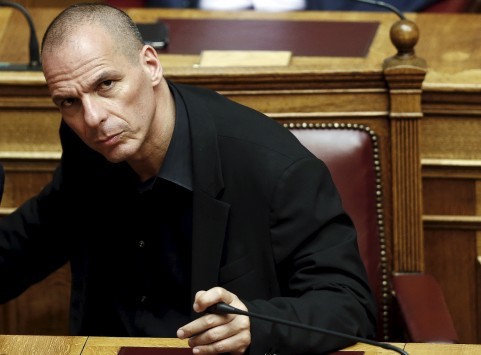 Σηκώνει το λάβαρο της επανάστασης ο Βαρουφάκης με άρθρο “ποταμό” – “Μας ζητάνε ό, τι έγινε και το 2010, να επεκτείνουμε την κρίση! Όχι, ευχαριστούμε!”
