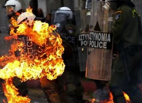 Θεσσαλονίκη: Σάλος με αυτή την ανάρτηση αστυνομικού στα social media – ”Να τους βάζουμε το γκλοπ στον κ@λο” (Φωτό)!