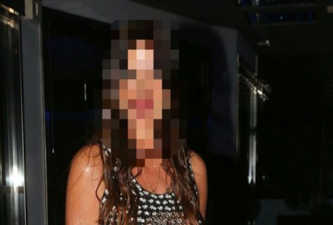 Δήλωση-ΒΟΜΒΑ πασίγνωστης τραγουδίστριας: ”Με ΑΠΑΤΟΥΣΕ με μια ΛΟΥΛΟΥΔΟΥ του ελέους!!” (PHOTO)