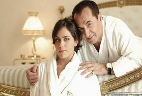 ΔΥΣΚΟΛΕΣ ΩΡΕΣ για τον Λευτέρη Πανταζή!!! Τι συμβαίνει με την ΚΟΡΗ του???