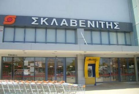 Γι’ αυτό ο Σκλαβενίτης ΠΡΕΠΕΙ να έχει τη ΣΥΜΠΑΡΑΣΤΑΣΗ όλων!!!!! Δείτε τι έκανε στους ΠΕΛΑΤΕΣ του και όχι μόνο…. (PHOTO)