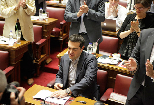 Ευρύτατος ανασχηματισμός την Πέμπτη και μέχρι το πρωί η ψήφιση των σκληρών μέτρων – Καμία επικοινωνία με τη Ζωή Κωνσταντοπούλου
