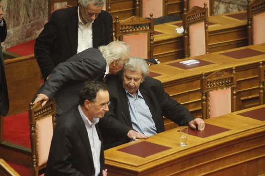 Λαφαζάνης σε Μίκη Θεοδωράκη: Εγώ δεν θα γίνω Τσίπρας!