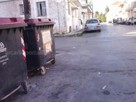 Τρίπολη: ”Δεν ντρέπεσαι μωρή γελάδα και γουρούνα”; – Οι φωτό που σαρώνουν το facebook!