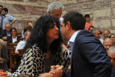 Δείτε το ΠΡΟΞΕΝΙΟ του Τσίπρα – ΚΟΡΗ της Άννας Βαγενά!!! (PHOTOS)