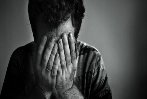 ΣΟΚ!!! Πασίγνωστος μεγιστάνας επιχειρηματίας ΒΟYΤΗΞΕ ΣΤΟ ΚΕΝΟ!!!! (PHOTO)