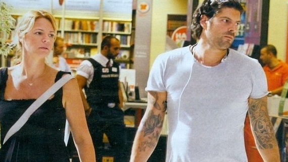 Έλενα Κατραβα- Λορέντζο Καριέρε, βόλτα με τα παιδιά τους(εικόνες)