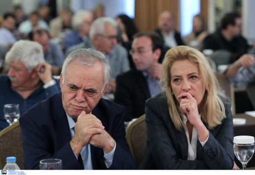 Συνεδρίαση ΚΕ ΣΥΡΙΖΑ: “Σκοτωμός” για τις ποσοστώσεις – Σπάει στα δύο η Πολιτική Γραμματεία
