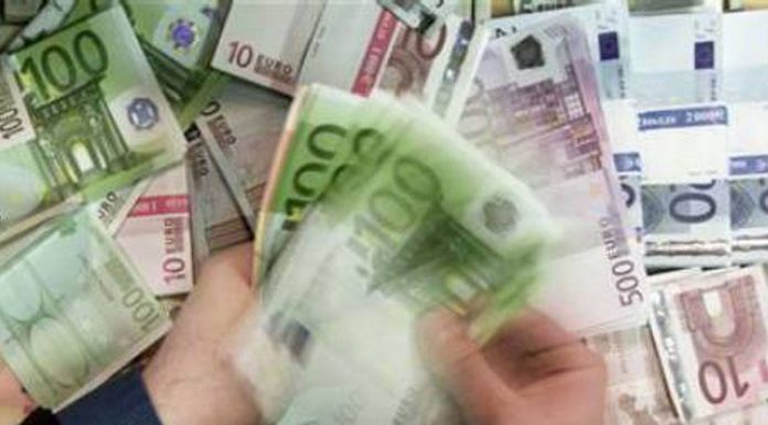 Αναδρομικά 1,2 δισ. ευρώ επιστρέφει η κυβέρνηση μέχρι τέλος του έτους