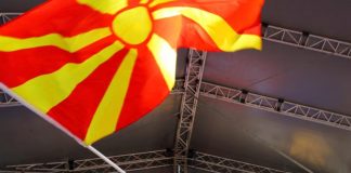 Δημοψήφισμα στα Σκόπια: Ώρα μηδέν! Σήμερα κρίνονται τα πάντα