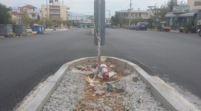 Αχαρνές : Λεωφόρος Ιωνίας, επιτομή του αρπακόλλα και έκτρωμα