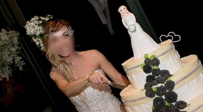 32χρονη πέρασε βέρες με τον… εαυτό της!