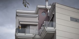 Ραγίζει καρδιές η τραγική μητέρα στο Άργος