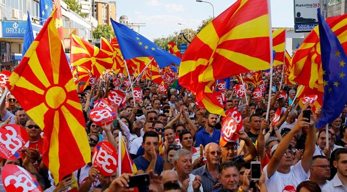 Κρίσιμη εβδομάδα στα Σκόπια- Συναίνεση ή εκλογές;