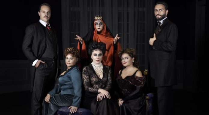 «Οι Μάγισσες της Σμύρνης» αποθεώθηκαν στην επίσημη πρεμιέρα τους