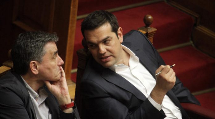 Δημόσιο: Ξεχάστε 13ο και 14ο μισθό – Τέλος και στις αυξήσεις από τον Τσακαλώτο
