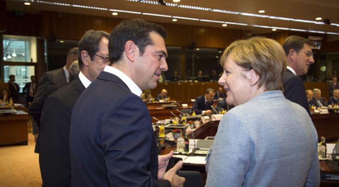 Ανατροπή στις συντάξεις! Η Μέρκελ έτοιμη να δεχθεί πάγωμα στις μειώσεις