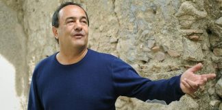 Χειροπέδες σε έναν από τους καλύτερους δημάρχους του κόσμου