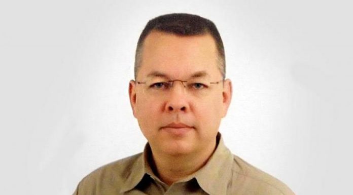 Ο Τούρκος εισαγγελέας είπε να αφεθεί ελεύθερος ο πάστορας