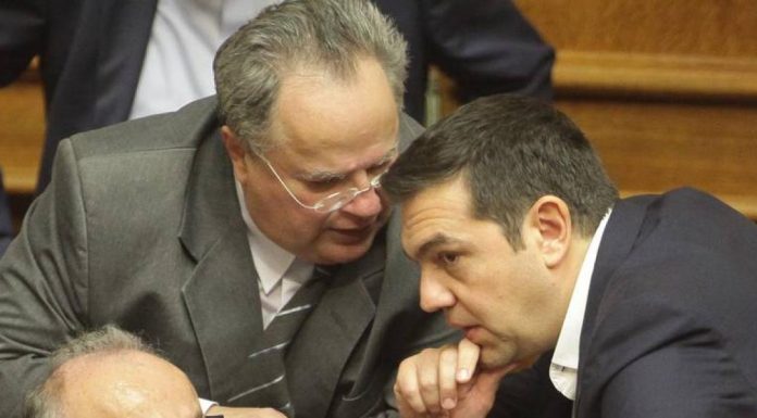 Μαύρα σύννεφα μαζεύονται πάνω από την κυβέρνηση