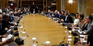 Στα μουγγά το υπουργικό συμβούλιο!