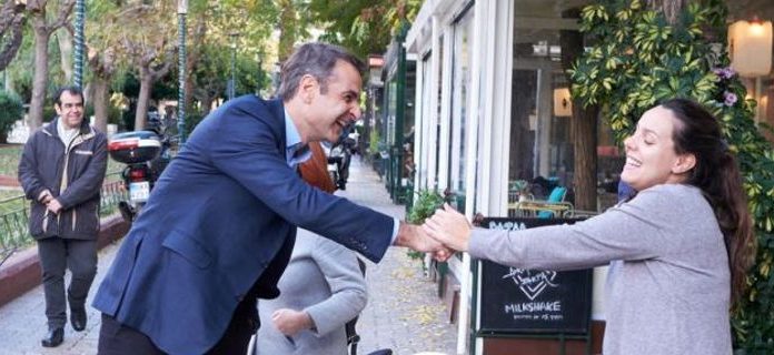 Ο Κ. Μητσοτάκης είναι ο Έλληνας Καζανόβα της Κυψέλης – Απίστευτη ατάκα θαυμάστριας προς τον ίδιο! (Βίντεο)