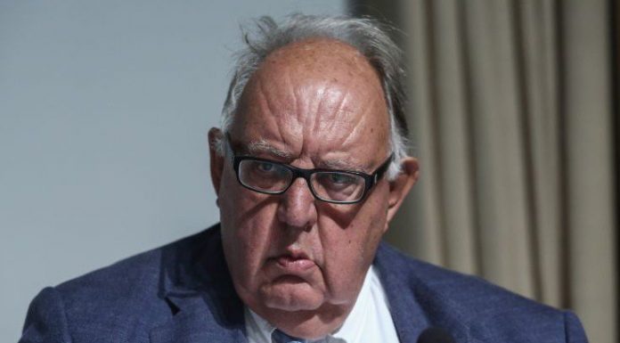 Πάγκαλος: Όποιος κραδαίνει όπλο να πυροβολείται αμέσως από την αστυνομία
