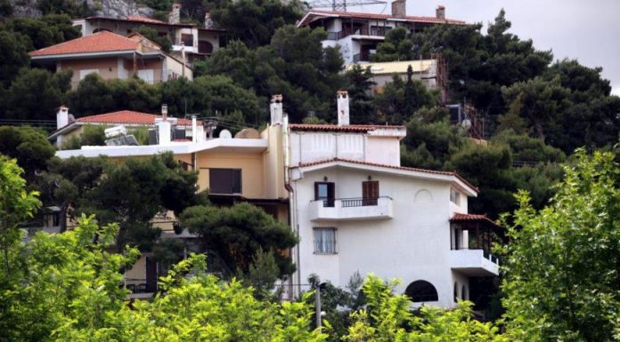 Στο ίδιο έργο θεατές – Γλιτώνουν την κατεδάφιση έως 40 χρόνια όσοι έχουν αυθαίρετο σε δάσος!