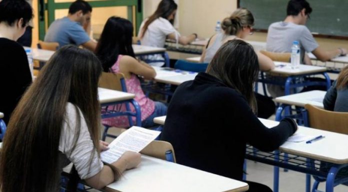 Γαβρόγλου: Τέλος οι Πανελλήνιες, στα πανεπιστήμια μόνο με το απολυτήριο Λυκείου!