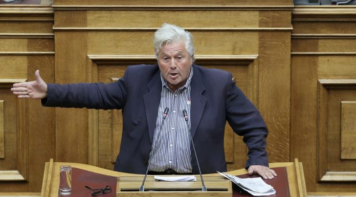 Ζήτησαν στον Παπαχριστόπουλο να παραιτηθεί σε 4 ημέρες – Για να ψηφίσει την ένταξη των Σκοπίων στο ΝΑΤΟ!