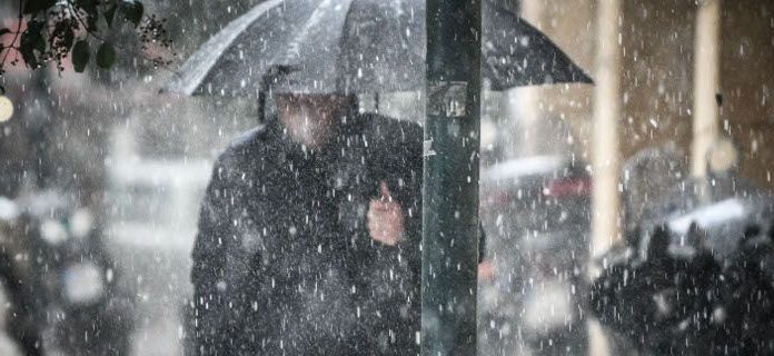 Εκτακτο δελτίο επιδείνωσης καιρού: Χιόνια στην Αθήνα, 10 μποφόρ και παγετός