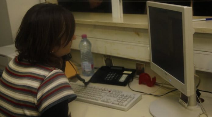 «Μαστίγιο» στις εισπρακτικές! Μεγάλα πρόστιμα για τις… τηλεφωνικές πιέσεις!