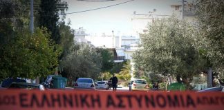 Αντιπτέραρχος πυροβόλησε την γυναίκα του και αυτοπυροβολήθηκε στην Λ. Βουλιαγμένης