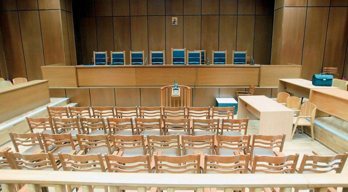 Νέες αποκαλύψεις για το κύκλωμα κοκαΐνης στο Κολωνάκι: «Έχω φτύσει αίμα για το παιδί μου – Δεν θα το έβαζα σε κίνδυνο»