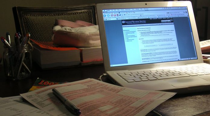 Ανοίγει η πλατφόρμα των φορολογικών δηλώσεων – Οι παγίδες και τα επικίνδυνα σημεία