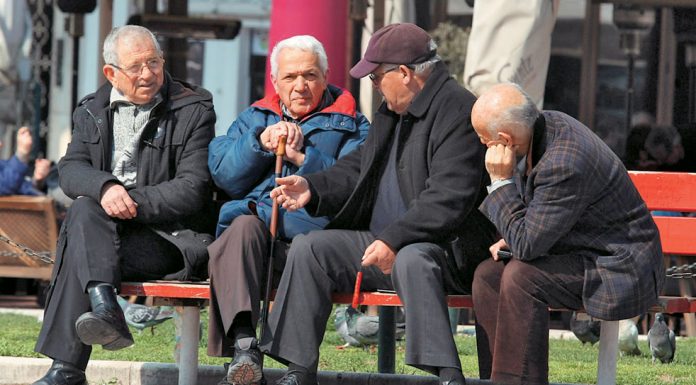 Συντάξεις: Αυτές είναι οι αλλαγές στα όρια ηλικίας
