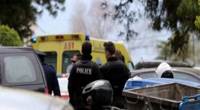 Σοκ στο Αίγιο: Βρέθηκε μωρό νεκρό σε κάδο -Το πέταξε 30χρονη