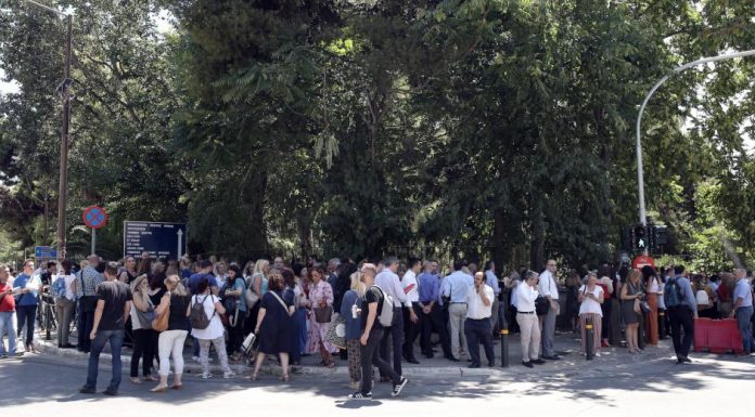 Ταρακουνήθηκε όλη η Αττική – Ξύπνησαν μνήμες του μεγάλου σεισμού του 1999