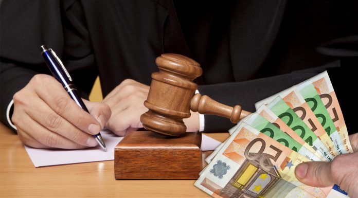 Πλειστηριασμοί και κατασχέσεις ξανά στο προσκήνιο – Κινδυνεύουν κι όσοι μπουν στις 120 δόσεις