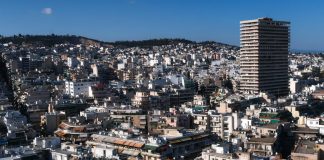 Ολόκληρο το σχέδιο του υπουργείου Οικονομικών για την μείωση του ΕΝΦΙΑ σε τρεις δόσεις