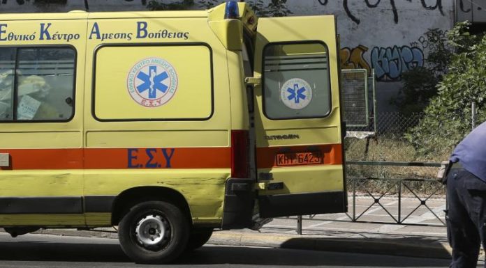 Ανέβηκε πάνω στο πεζοδρόμιο και σκότωσε την γιαγιά με το εγγονάκι
