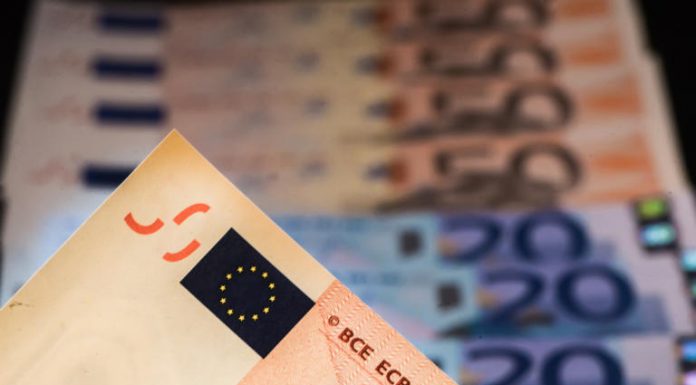 Μητσοτάκης σε επιχειρήσεις : Κόβω φόρους, θέλω δουλειές σε κόσμο !