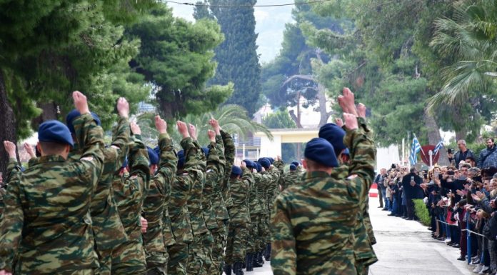Θα αυξηθεί τελικά ή όχι η Στρατιωτική θητεία; Τι υποστηρίζει η κυβέρνηση