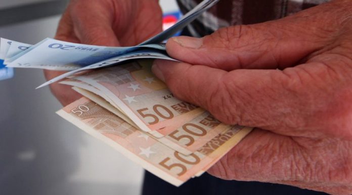 Αυξήσεις έως και 150 ευρώ για παλιές και νέες συντάξεις με αναδρομική ισχύ