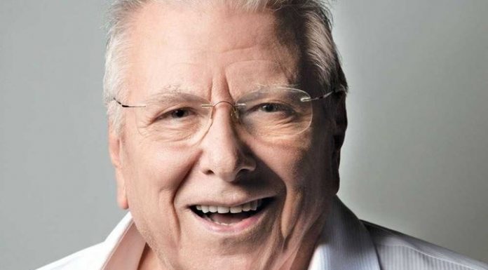 “Ραντεβού στον αέρα” έδωσε ο Κώστας Βουτσάς