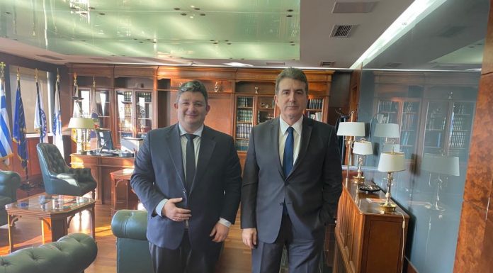 Καθοριστικής σημασίας συνάντηση του Δημάρχου Αχαρνών με τον υπουργό Προστασίας του Πολίτη Μιχάλη Χρυσοχοΐδη